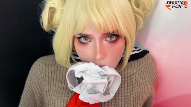 Himiko Toga 和她毛茸茸的小穴以第一次性爱和体内射精庆祝 18 岁生日