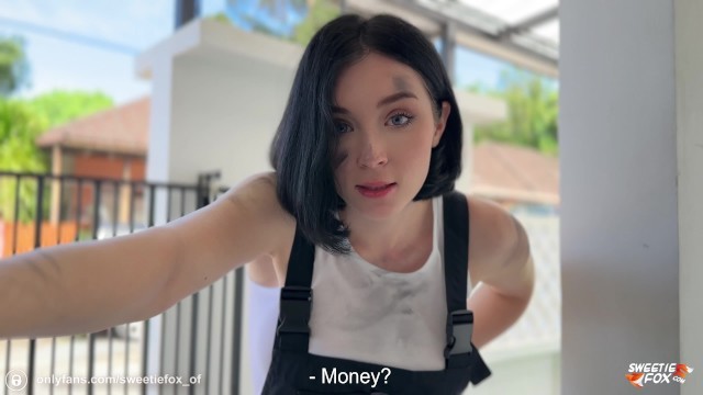 美容汽车机械师深喉、粗暴性交并获得面部 POV